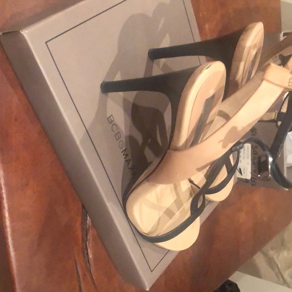 Bcbgmaxazria heels - Picture 5 of 7